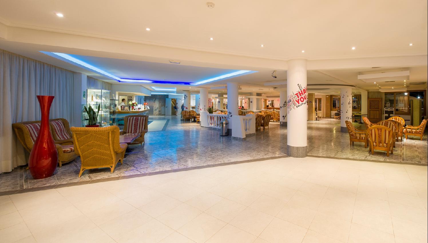 Invisa Hotel Es Pla - Adults Only Sant Antoni de Portmany Esterno foto