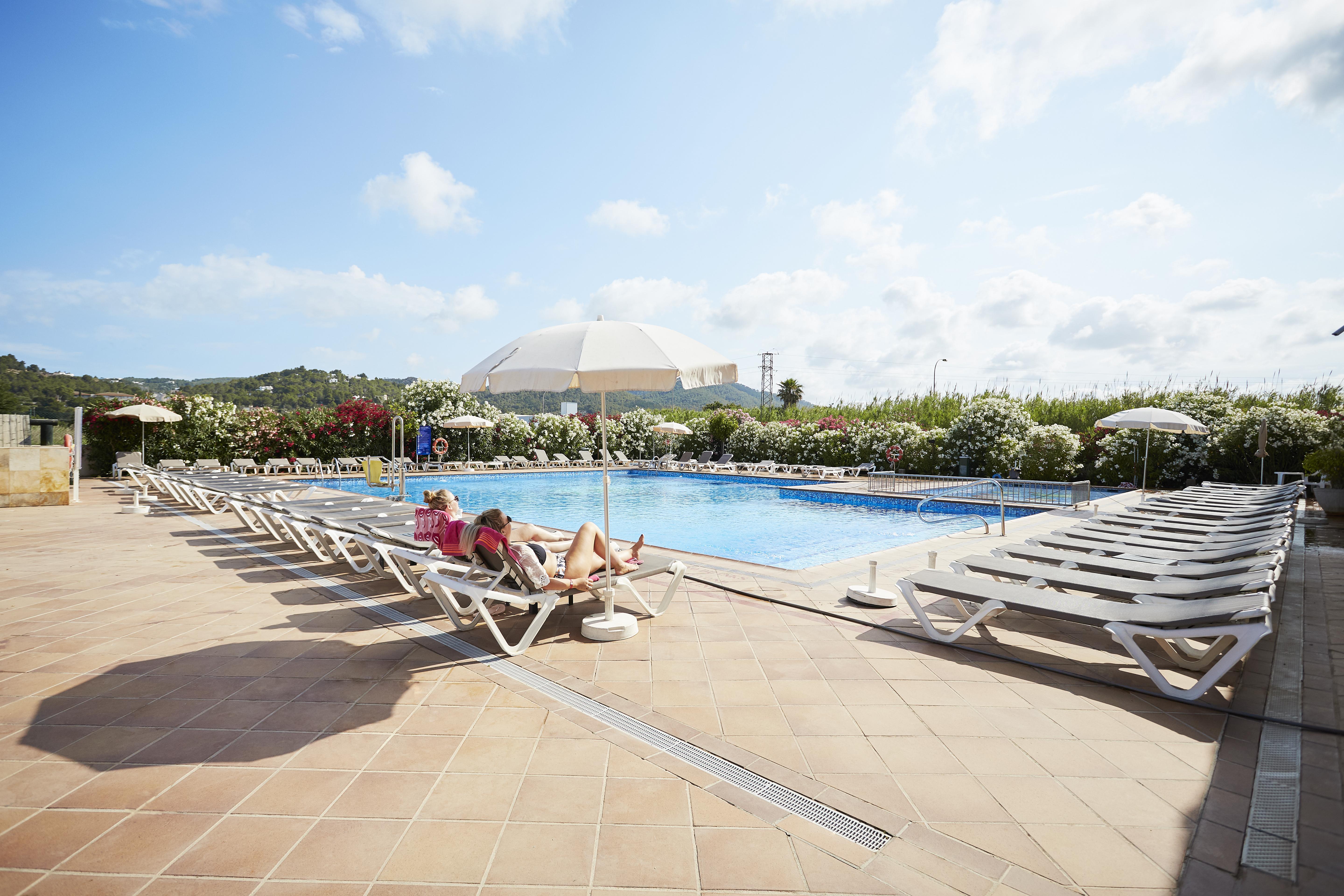 Invisa Hotel Es Pla - Adults Only Sant Antoni de Portmany Esterno foto